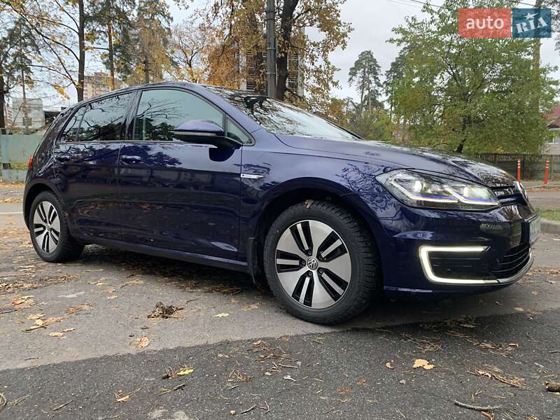 Хетчбек Volkswagen e-Golf 2019 в Києві