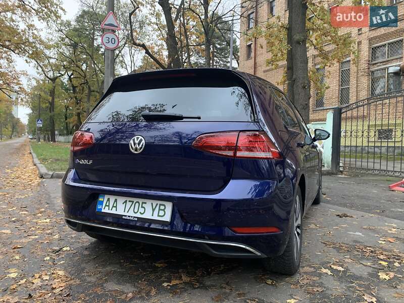Хетчбек Volkswagen e-Golf 2019 в Києві