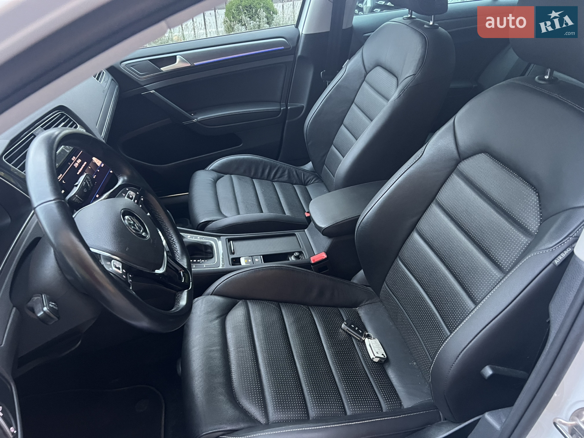 2020 Volkswagen Golf - мініатюра 19