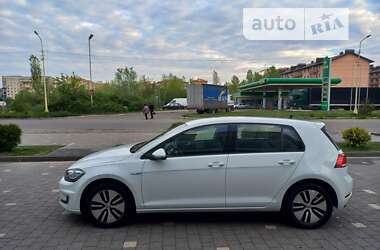 Хетчбек Volkswagen e-Golf 2017 в Ужгороді