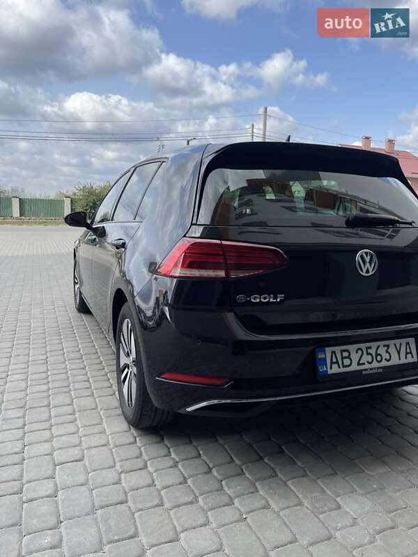 Хэтчбек Volkswagen e-Golf 2018 в Виннице