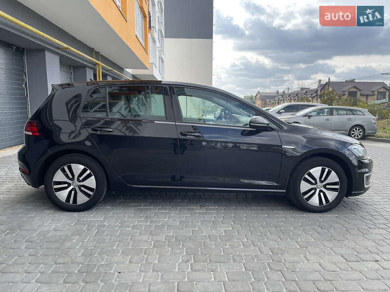 Хэтчбек Volkswagen e-Golf 2018 в Виннице