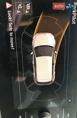 Хэтчбек Volkswagen e-Golf 2017 в 