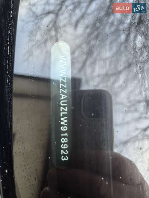 Хетчбек Volkswagen e-Golf 2020 в Радивиліві