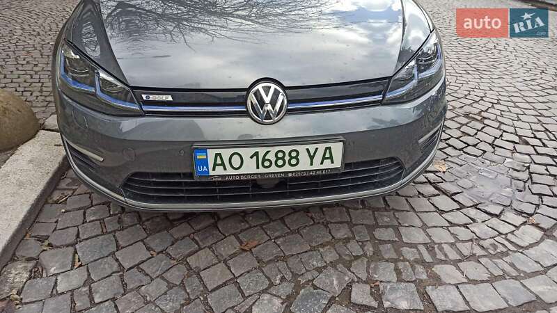 Хетчбек Volkswagen e-Golf 2019 в Ужгороді