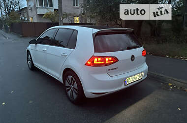 Хэтчбек Volkswagen e-Golf 2016 в Виннице