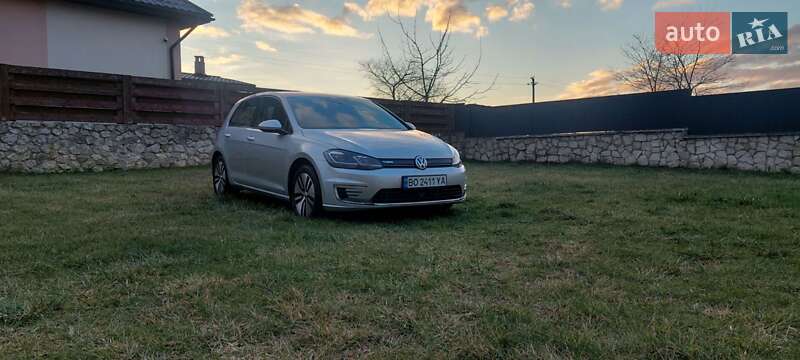 Хетчбек Volkswagen e-Golf 2020 в Тернополі