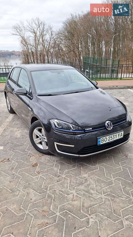 Хэтчбек Volkswagen e-Golf 2017 в Тернополе фото 9 Хэтчбек Volkswagen e-Golf 2017 в Тернополе