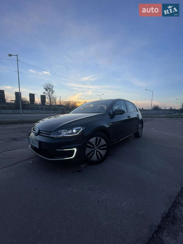 Volkswagen e-Golf 2020