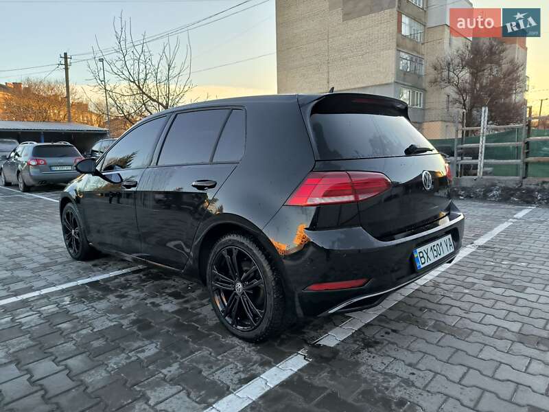Хетчбек Volkswagen e-Golf 2018 в Києві