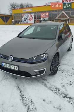 Хэтчбек Volkswagen e-Golf 2016 в Житомире