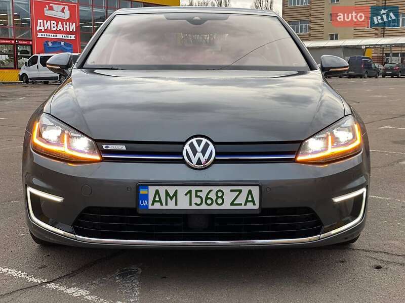 Хэтчбек Volkswagen e-Golf 2018 в Житомире
