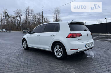 Хетчбек Volkswagen e-Golf 2019 в Чернівцях