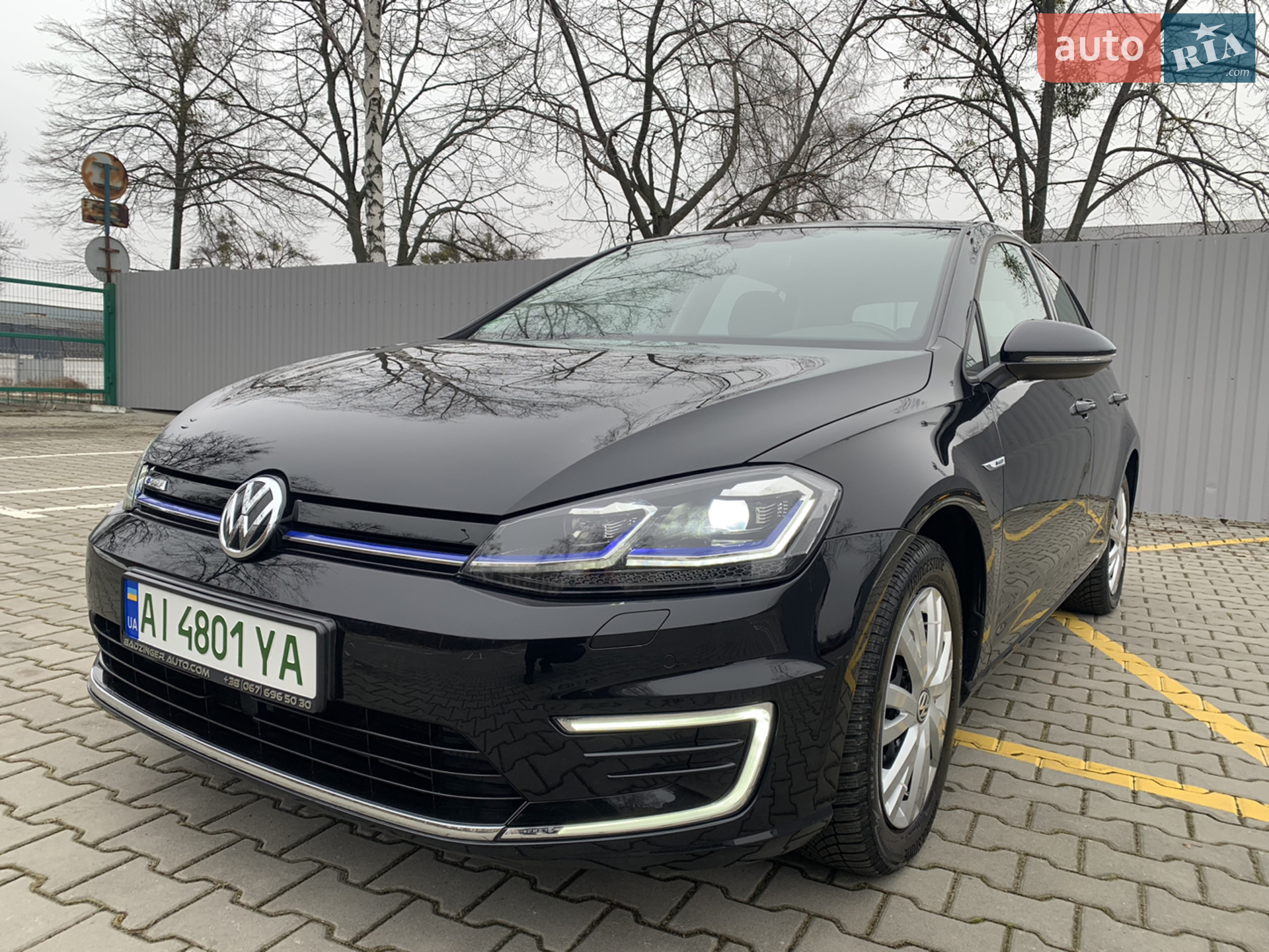 2020 Volkswagen Golf - мініатюра 3
