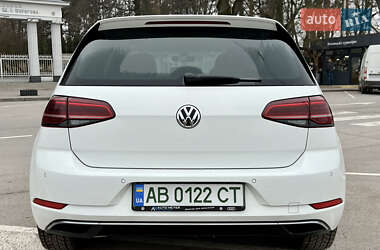 Хэтчбек Volkswagen e-Golf 2019 в 