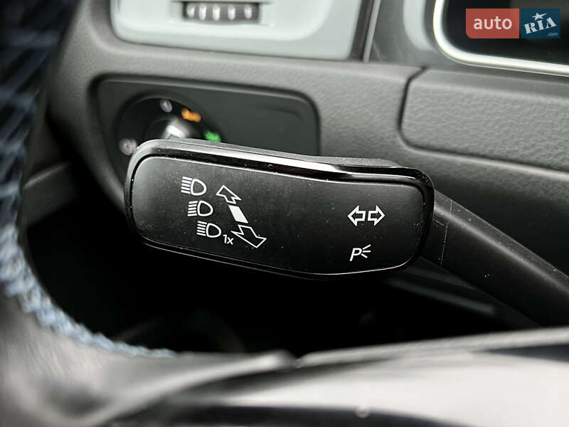 Хэтчбек Volkswagen e-Golf 2019 в Виннице