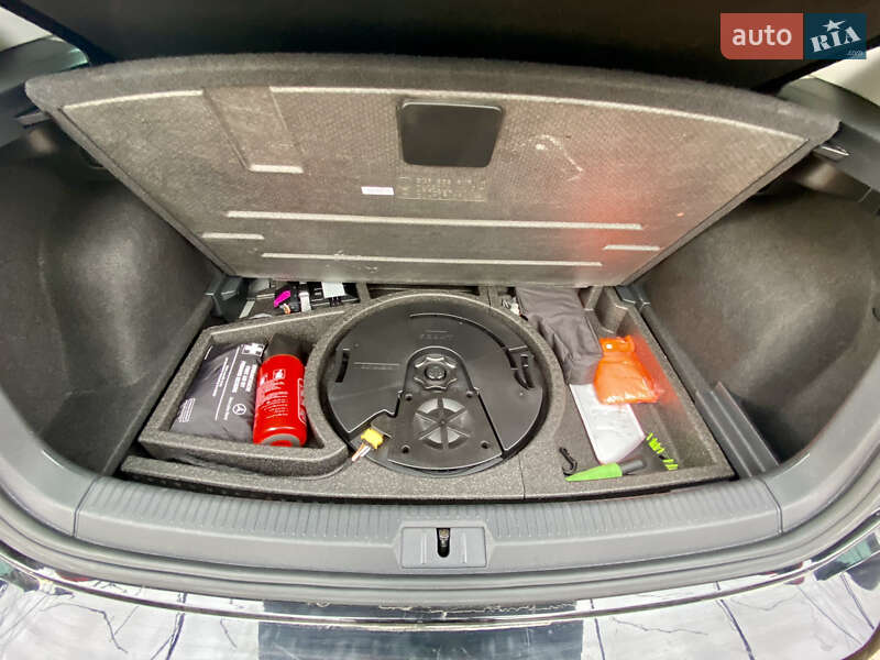 Хетчбек Volkswagen e-Golf 2018 в Рівному