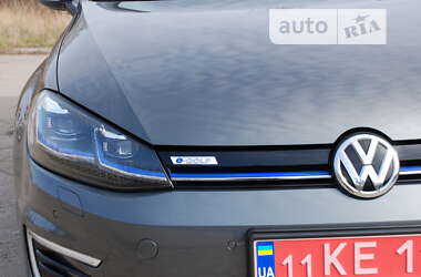 Хэтчбек Volkswagen e-Golf 2018 в Виннице