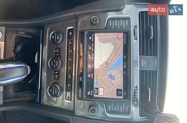 Хэтчбек Volkswagen e-Golf 2016 в 