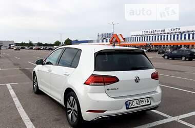 Хэтчбек Volkswagen e-Golf 2017 в Львове