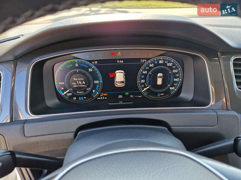 Хэтчбек Volkswagen e-Golf 2018 в Виннице фото 19 Хэтчбек Volkswagen e-Golf 2018 в Виннице