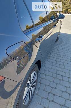 Хетчбек Volkswagen e-Golf 2018 в Долині