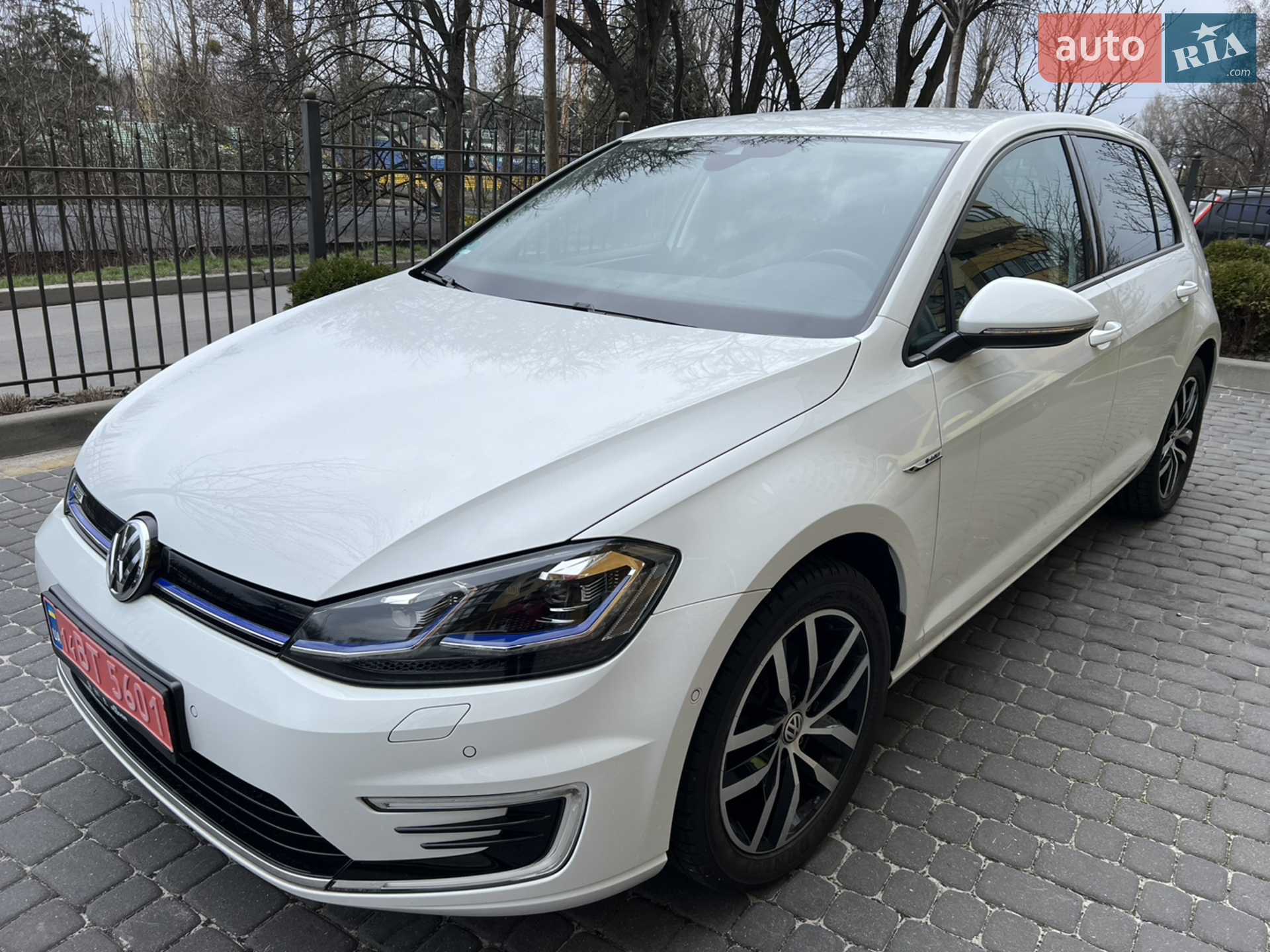 2020 Volkswagen Golf - мініатюра 3