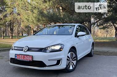 Хэтчбек Volkswagen e-Golf 2014 в Днепре