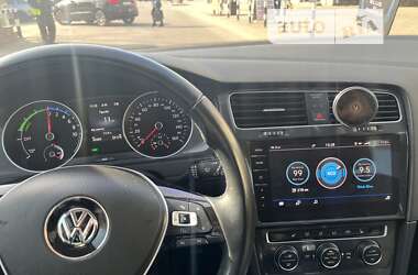 Хэтчбек Volkswagen e-Golf 2017 в Тернополе