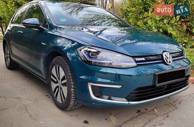 Хэтчбек Volkswagen e-Golf 2018 в Виннице