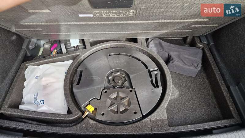 Хэтчбек Volkswagen e-Golf 2018 в Ровно