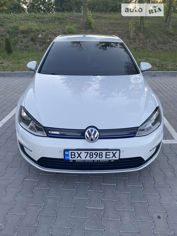 Хэтчбек Volkswagen e-Golf 2014 в Хмельницком