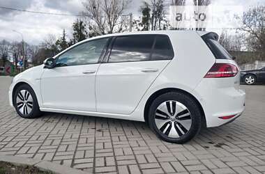 Хетчбек Volkswagen e-Golf 2014 в Житомирі