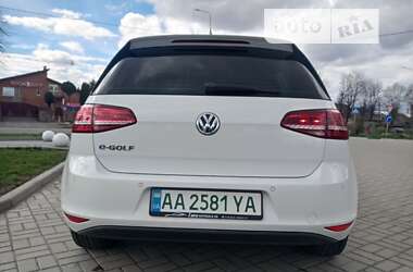 Хетчбек Volkswagen e-Golf 2014 в Житомирі