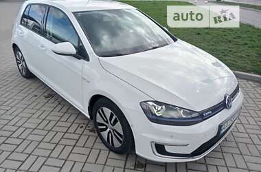 Хэтчбек Volkswagen e-Golf 2014 в Житомире