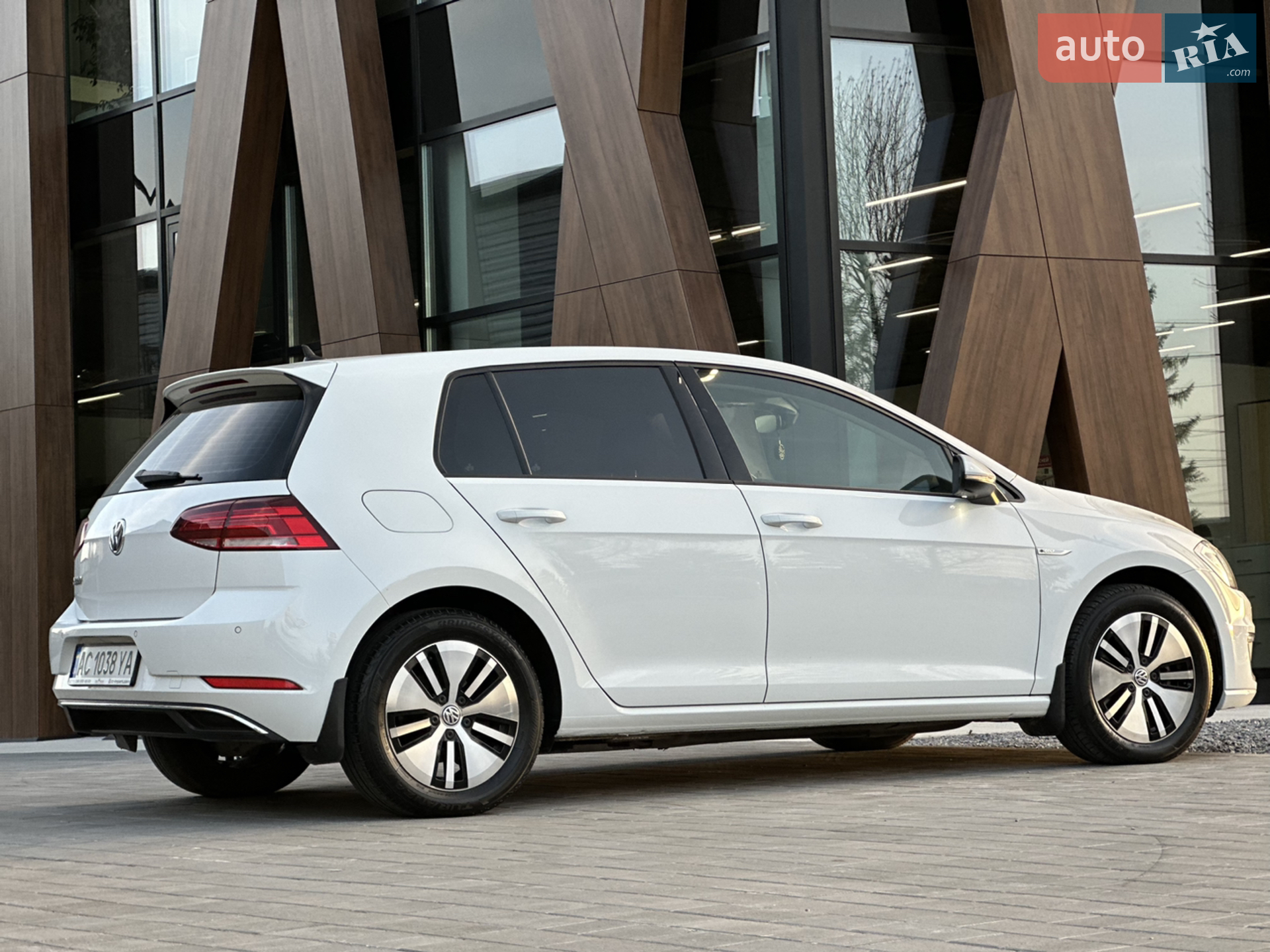 2018 Volkswagen Golf - мініатюра 9