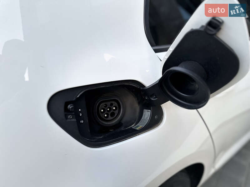 Хэтчбек Volkswagen e-Golf 2018 в Луцке