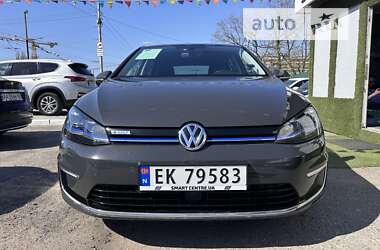 Хэтчбек Volkswagen e-Golf 2017 в Киеве