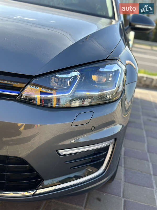 Хетчбек Volkswagen e-Golf 2020 в Тернополі
