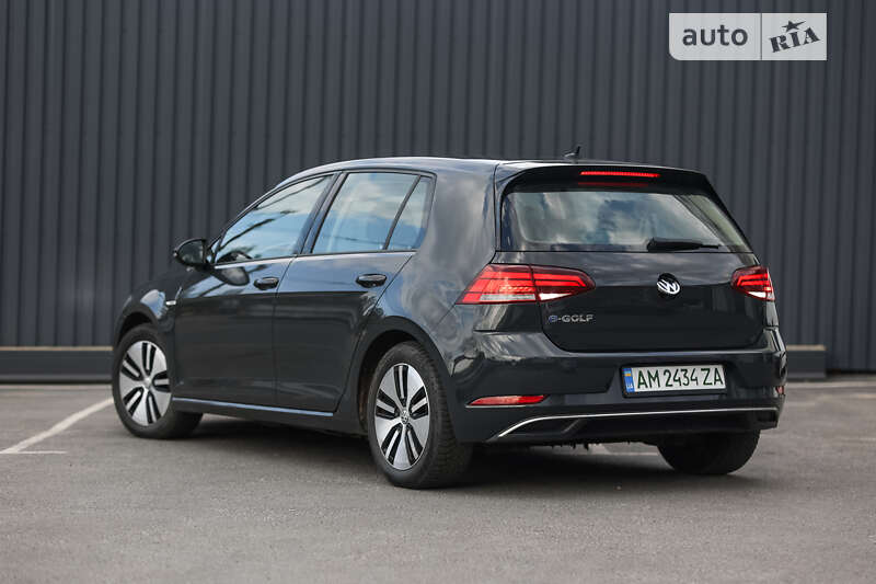 Хетчбек Volkswagen e-Golf 2019 в Житомирі