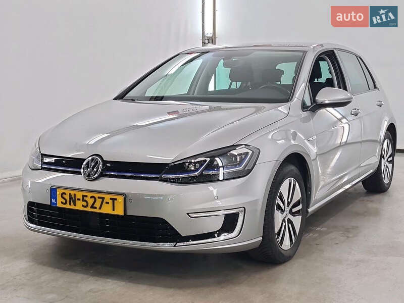 Хэтчбек Volkswagen e-Golf 2018 в Калуше