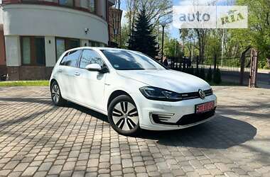 Хэтчбек Volkswagen e-Golf 2019 в Львове