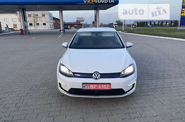 Хэтчбек Volkswagen e-Golf 2016 в Сарнах