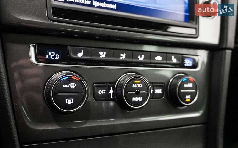 Хетчбек Volkswagen e-Golf 2016 в Тернополі