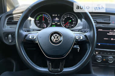 Хэтчбек Volkswagen e-Golf 2020 в Ужгороде