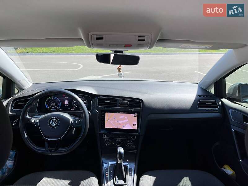 Хэтчбек Volkswagen e-Golf 2019 в Виннице