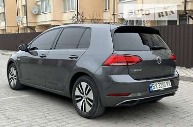 Хэтчбек Volkswagen e-Golf 2017 в Каменец-Подольском