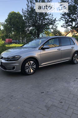 Хэтчбек Volkswagen e-Golf 2018 в Калуше