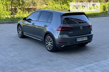 Хэтчбек Volkswagen e-Golf 2018 в Львове