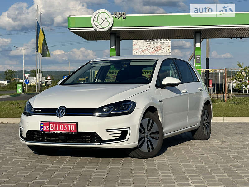 Хетчбек Volkswagen e-Golf 2018 в Ужгороді